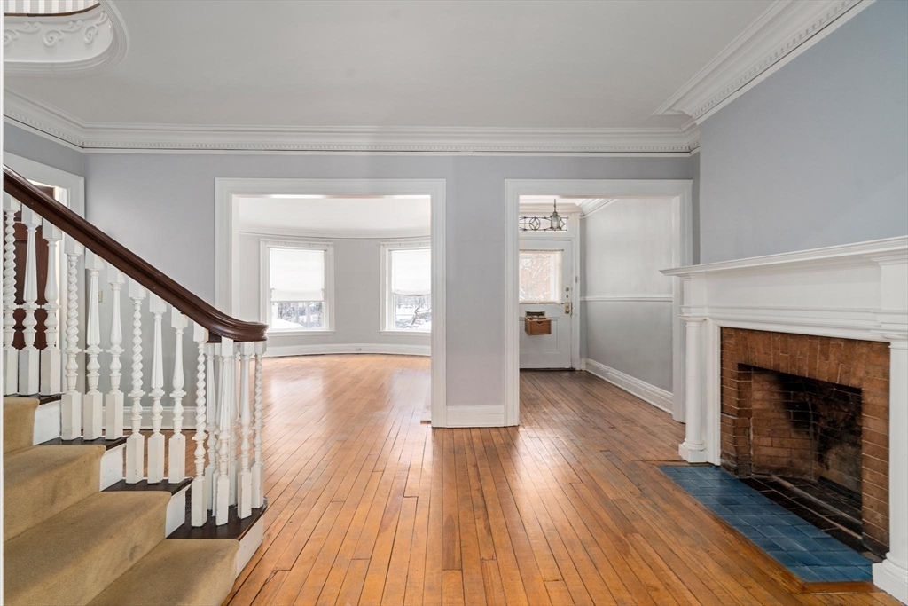 Property Photo:  80 Monmouth St 1  MA 02446 