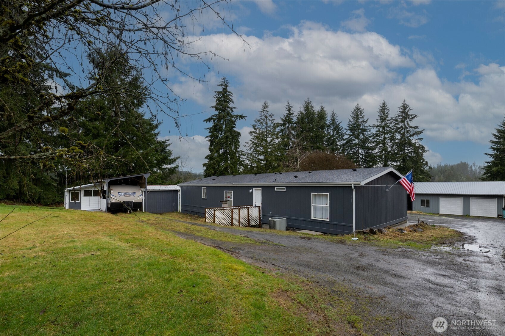 Property Photo: 868 King Road WA 98596
