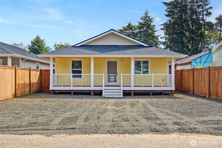 Property Photo: 901 S Melbourne WA 98595