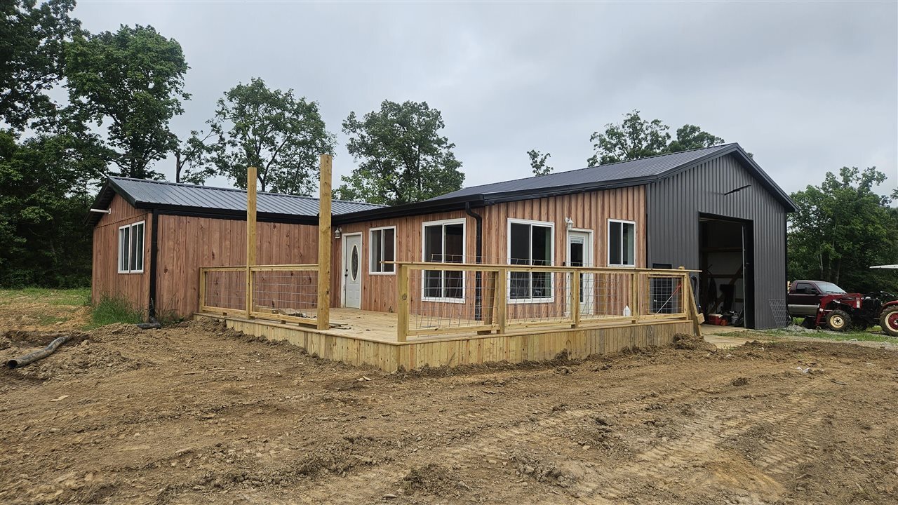 Property Photo: 605 Phillip Whitlow Road KY 42166