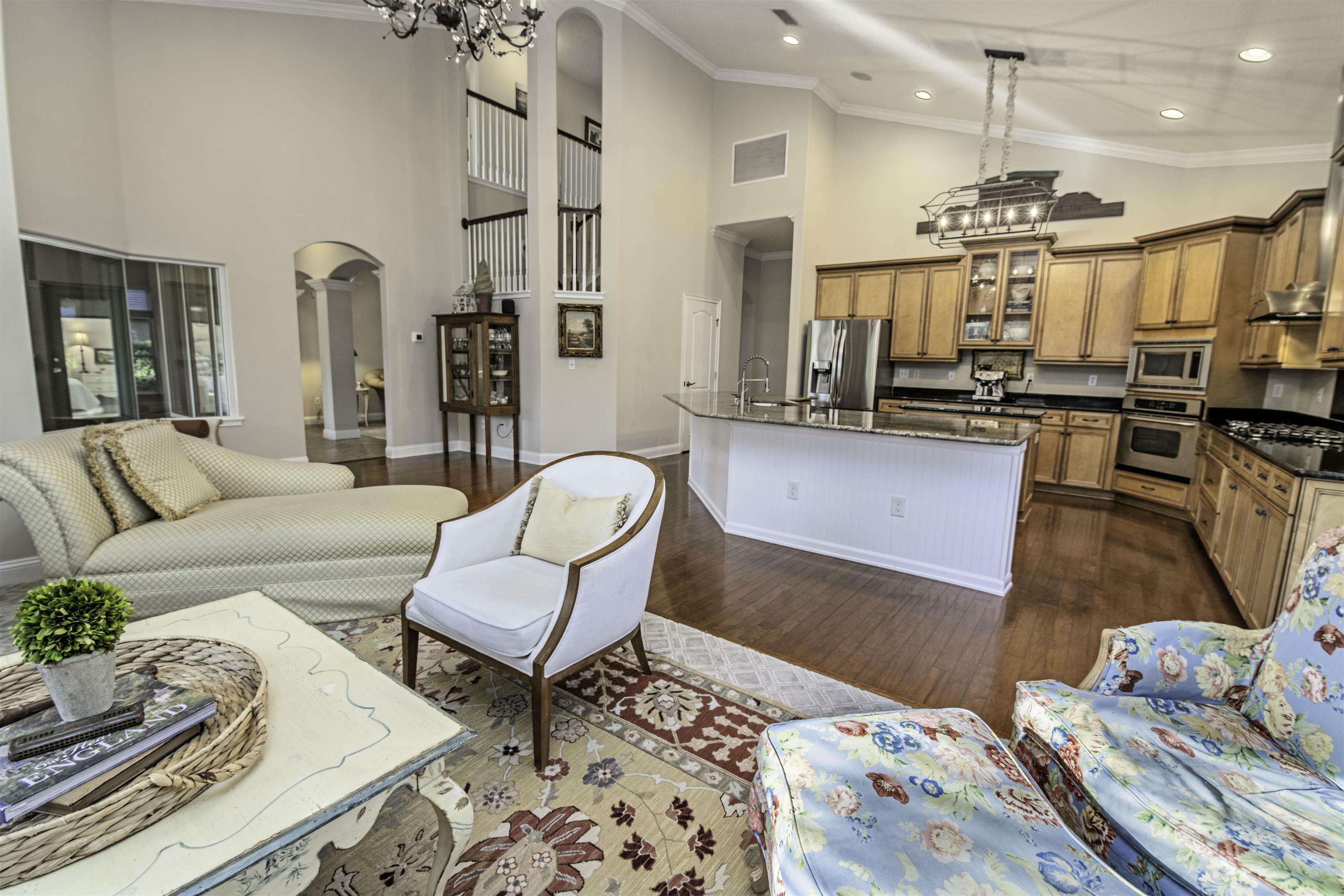 Property Photo: 2269 Cascadia Ct FL 32092
