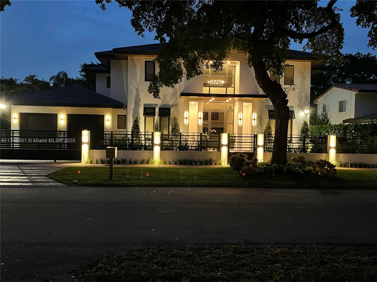 Property Photo:  1515 Urbino Ave  FL 33146 