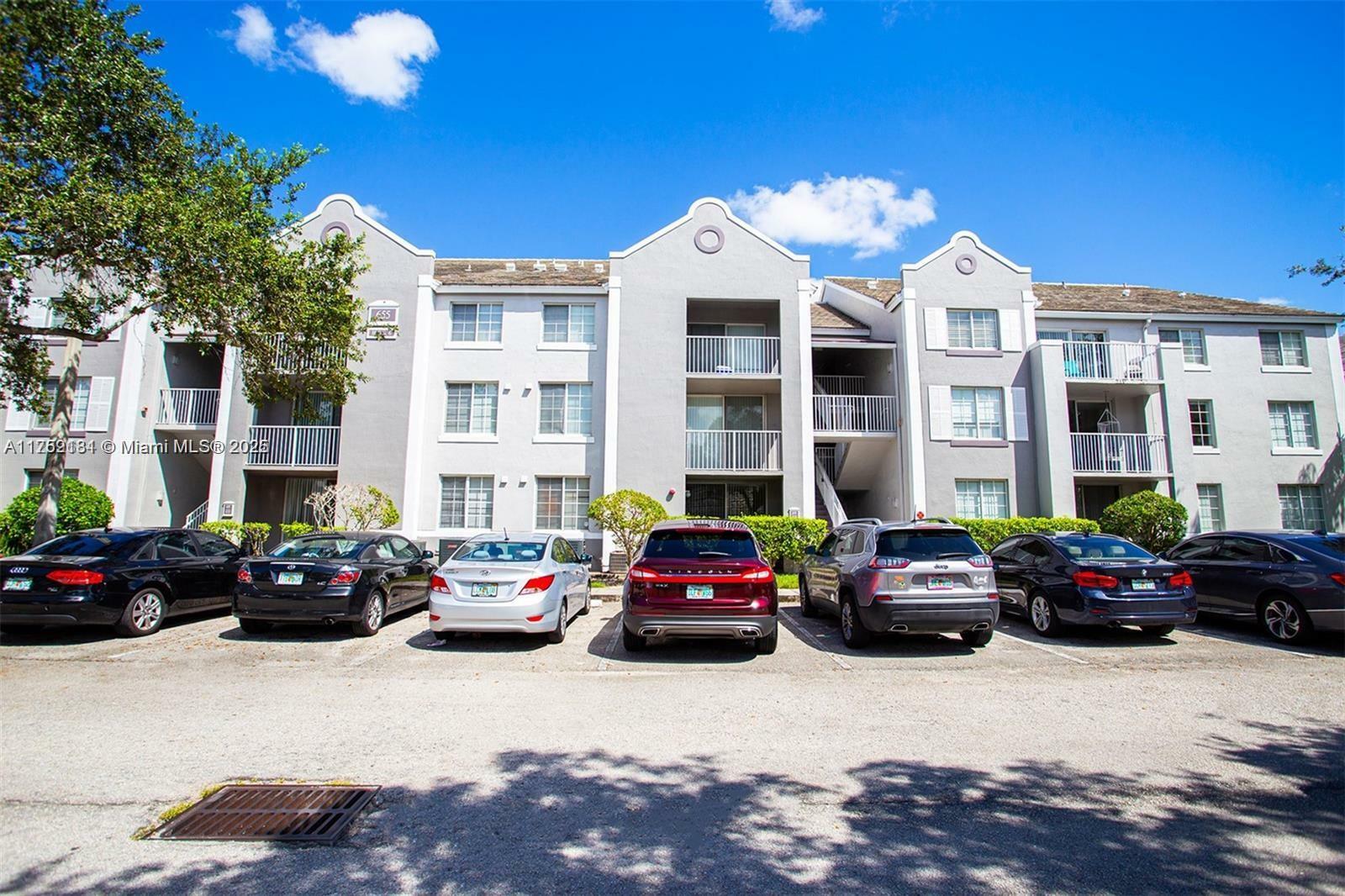 655 SW 111th Way 208  Pembroke Pines FL 33025 photo