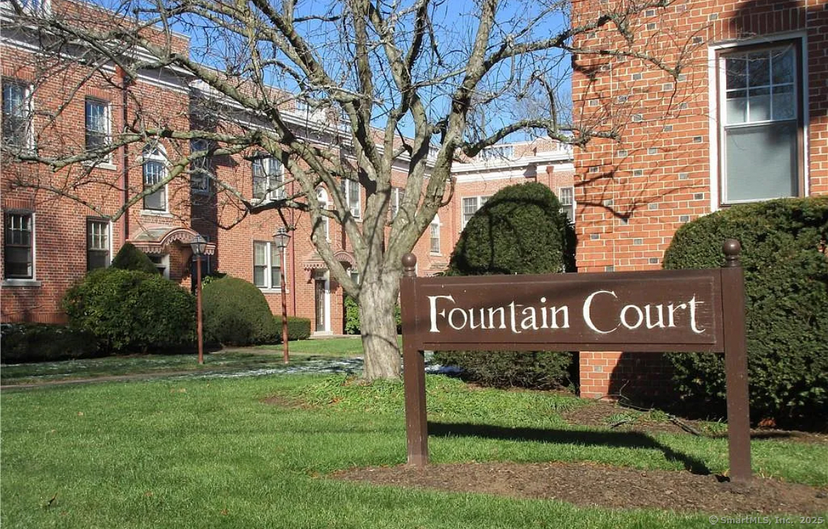 Property Photo:  137 Fountain Street Apt A7  CT 06515 