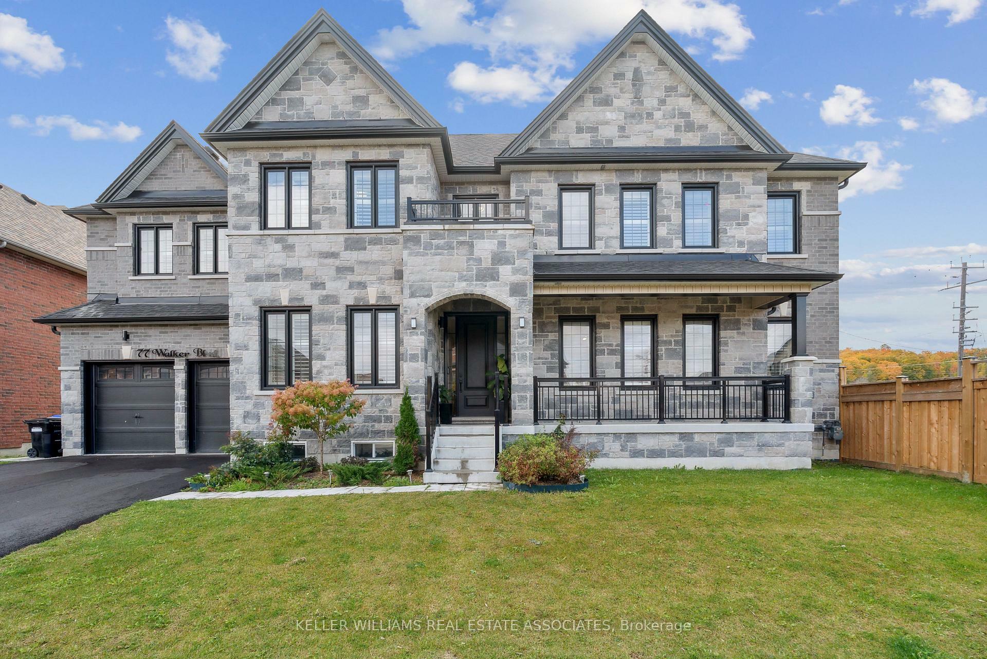 77 Walker Boulevard  New Tecumseth ON L9R 0N3 photo