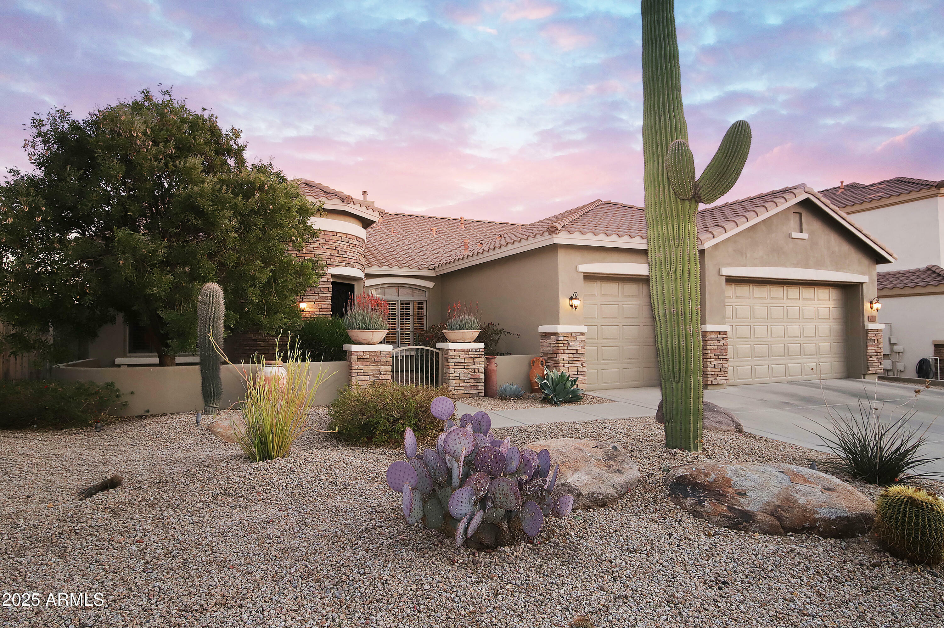 Property Photo: 4251 E Desert Forest Trail AZ 85331