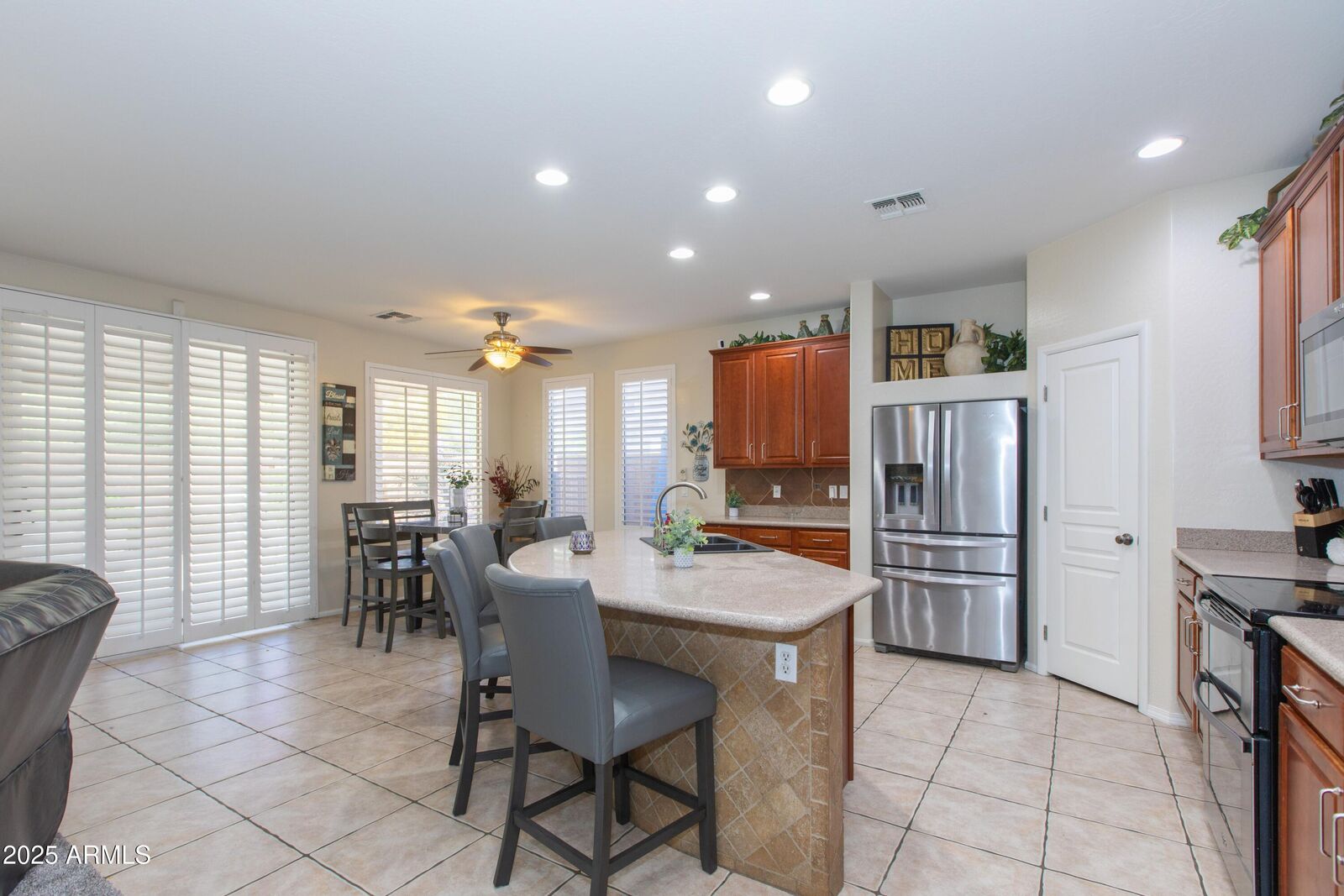 Property Photo: 21600 N 106th Lane AZ 85382