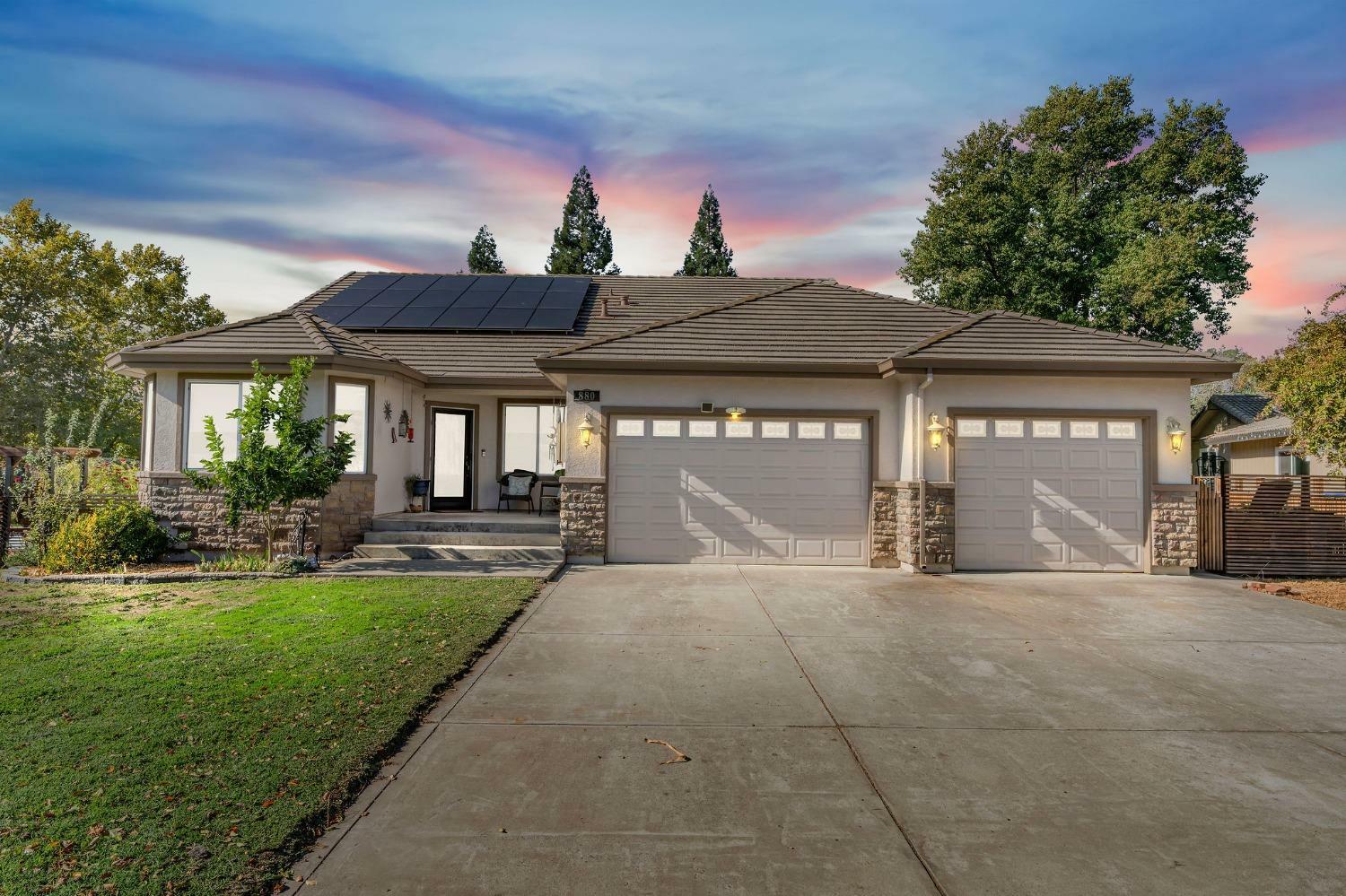 Property Photo:  880 Saint Andrews Drive  CA 95252 