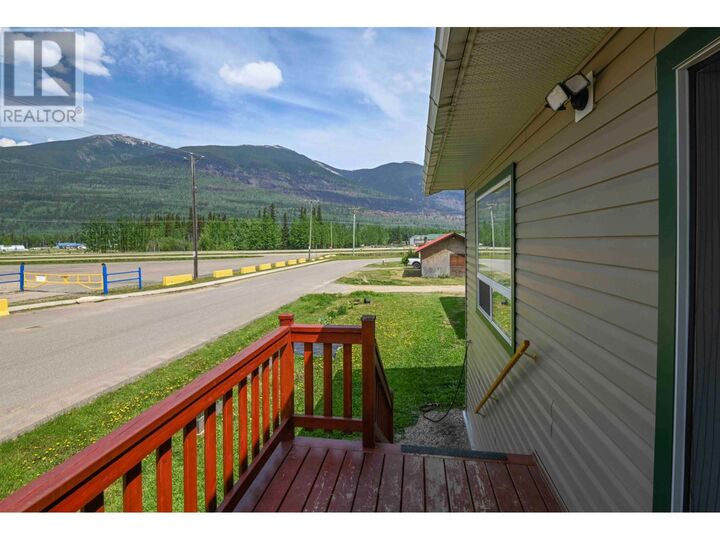 Property Photo: 806 4th Avenue BC V0J 2E0