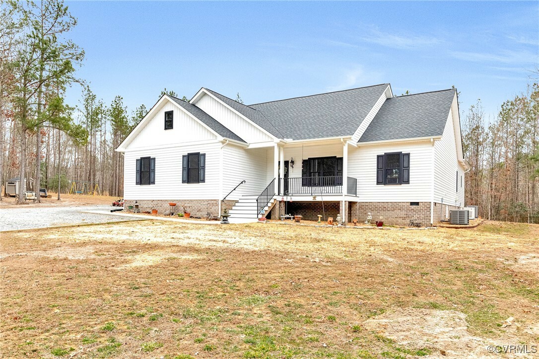Property Photo: 383 Beadles Road VA 23009