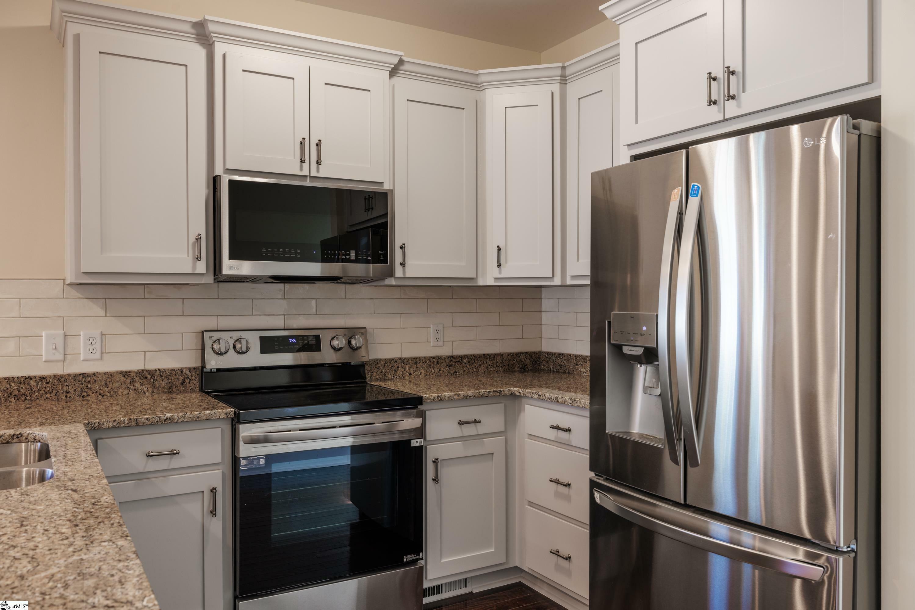 Property Photo: 913 Dunbar Street SC 29601
