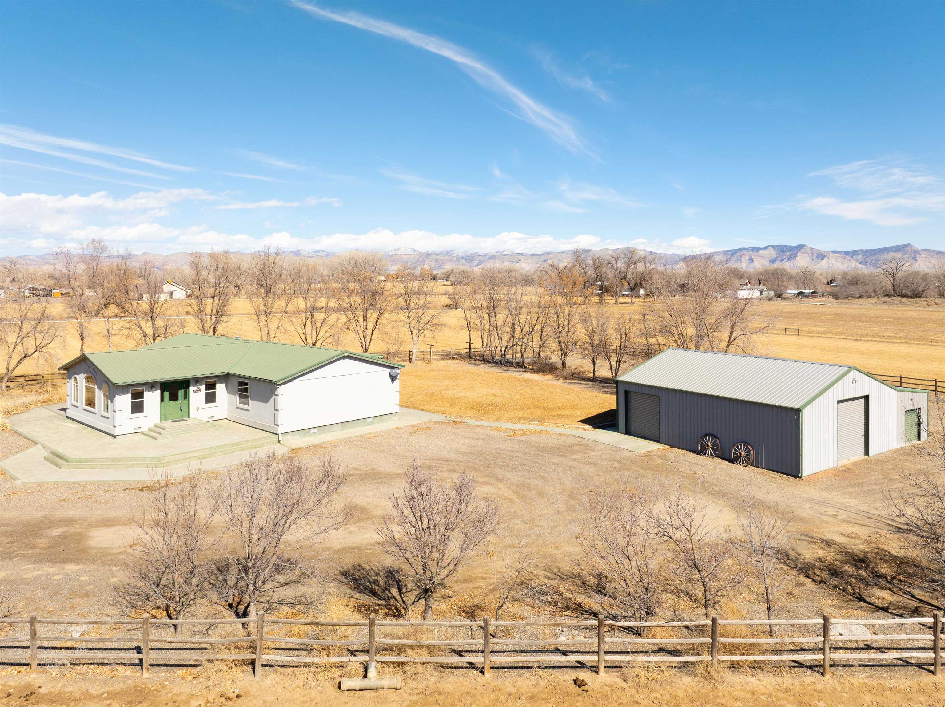Property Photo: 1360 17 Road CO 81521