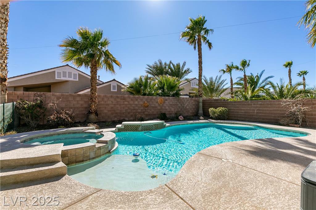 Property Photo:  2713 Tanagrine Drive  NV 89084 