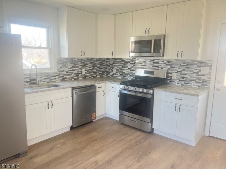 Property Photo:  212 Huff Ave  NJ 08835 