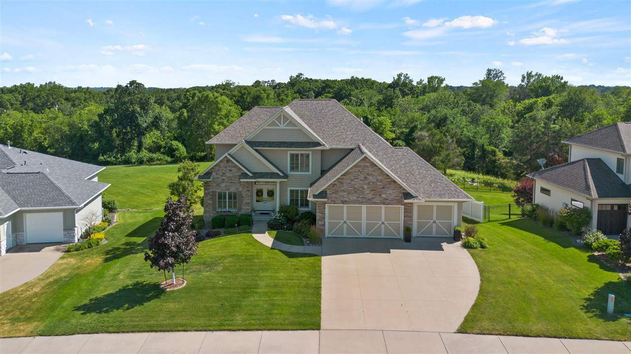 Property Photo: 32 Auburn East Ln IA 52241-3476