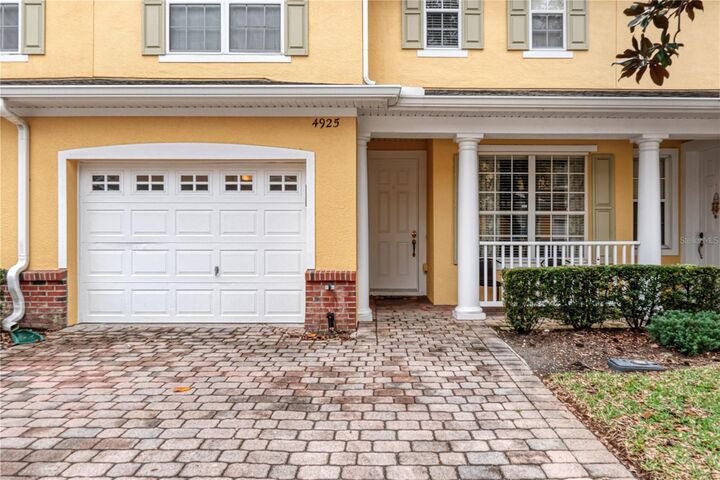 Property Photo:  4925 Poolside  FL 34769 