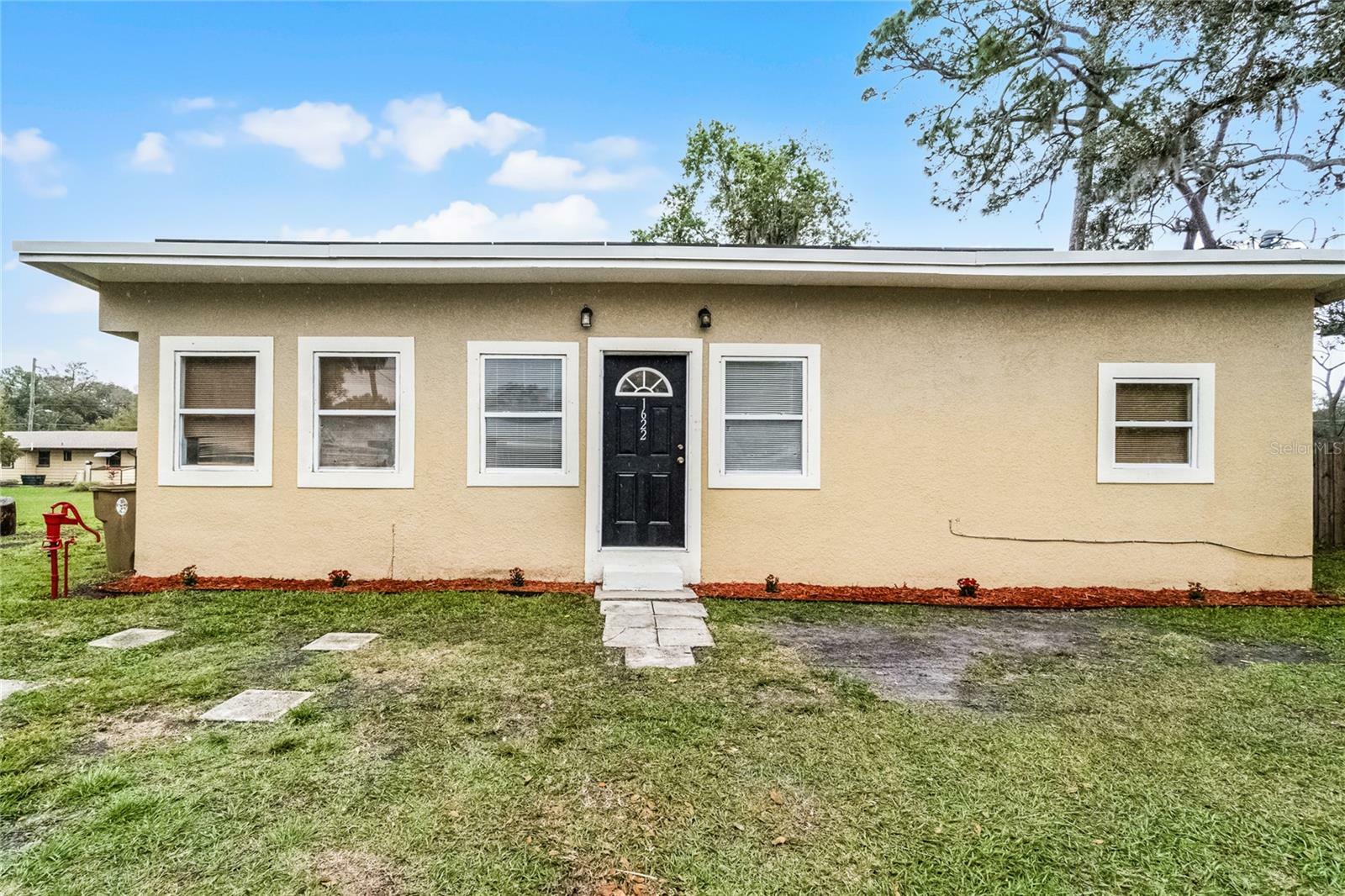 Property Photo:  1622 Dolphin Drive  FL 34771 