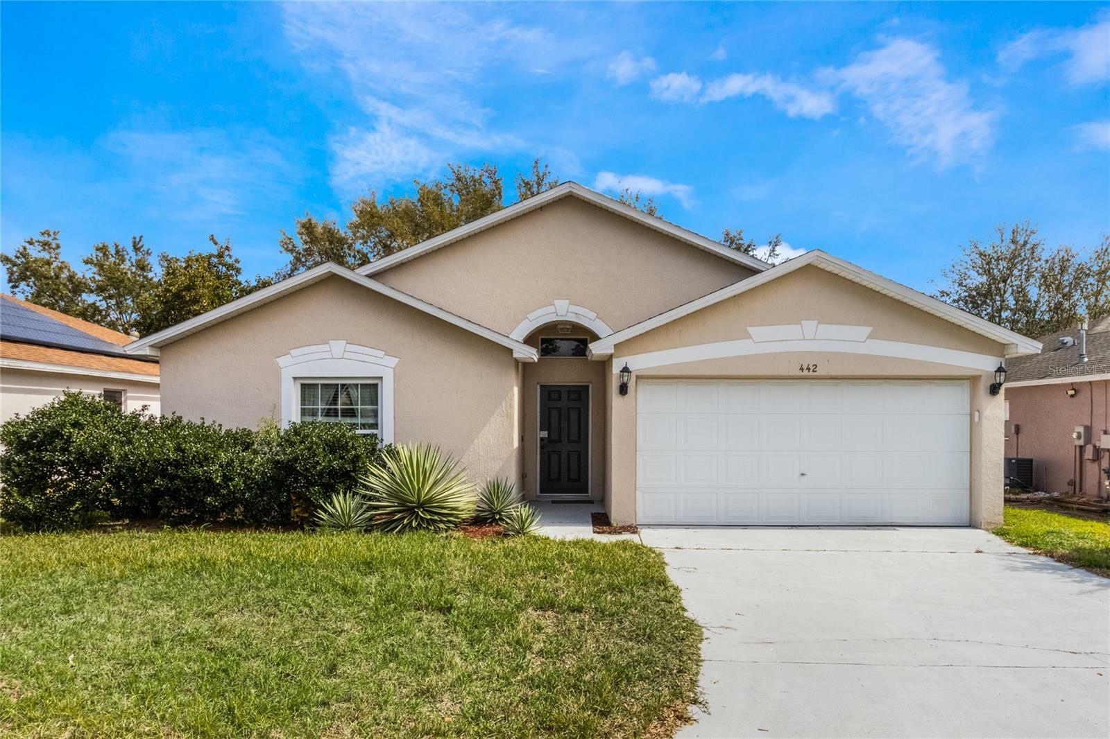 Property Photo:  442 Jessamine Drive  FL 33837 