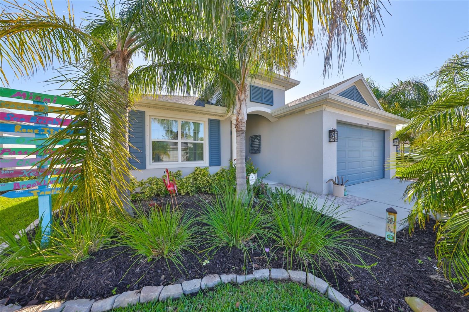 Property Photo: 4516 Renwick Drive FL 34219