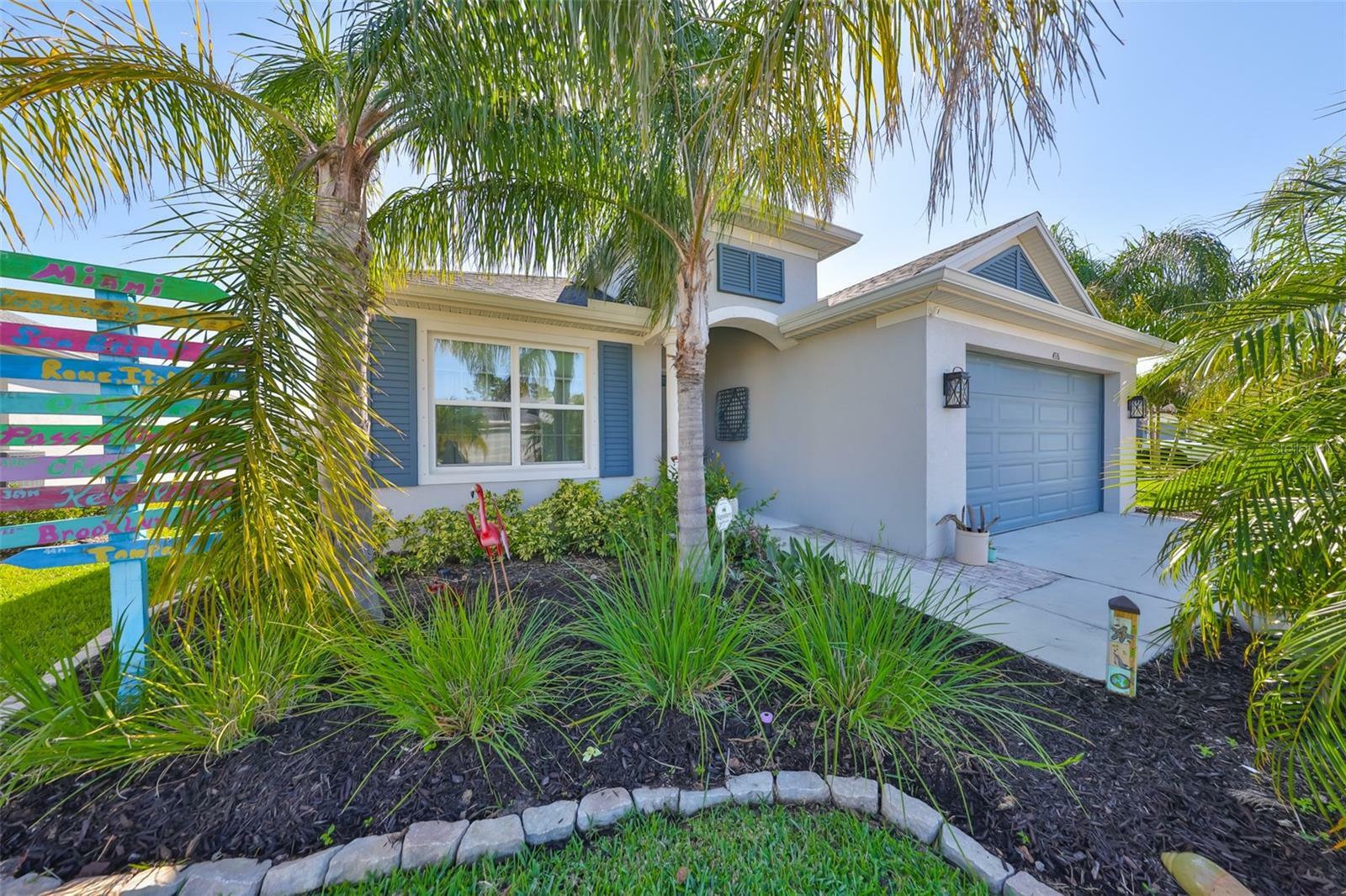 Property Photo:  4516 Renwick Drive  FL 34219 