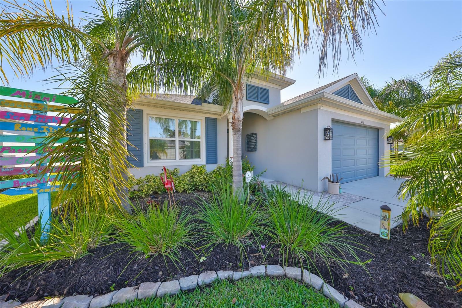 Property Photo: 4516 Renwick Drive FL 34219