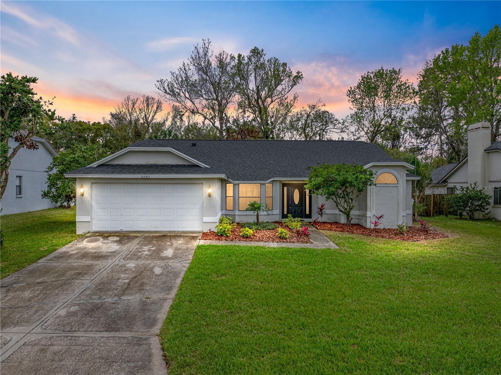 Property Photo: 2745 Horseshoe Drive FL 33566