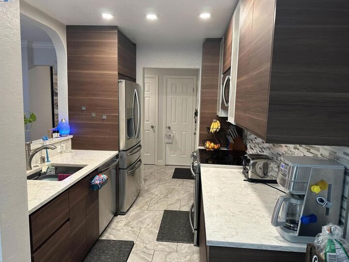 Property Photo: 21109 Gary Dr 120 CA 94546