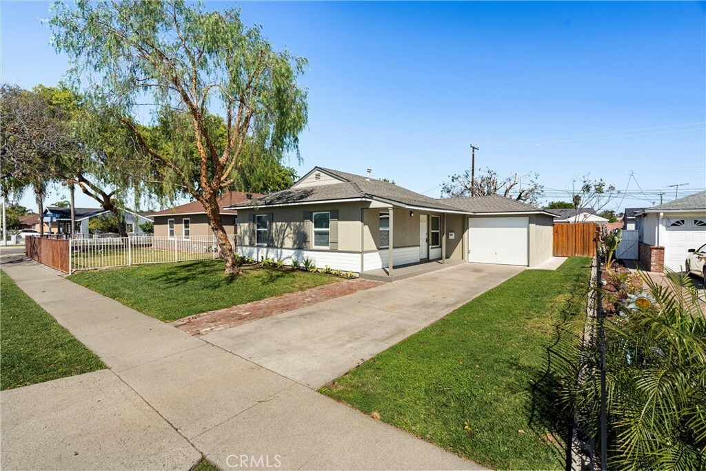 Property Photo: 12007 Cyclops Street CA 90650
