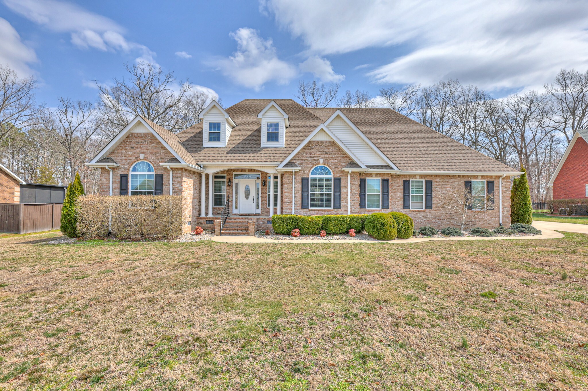57 S Kensington Ct  Manchester TN 37355 photo