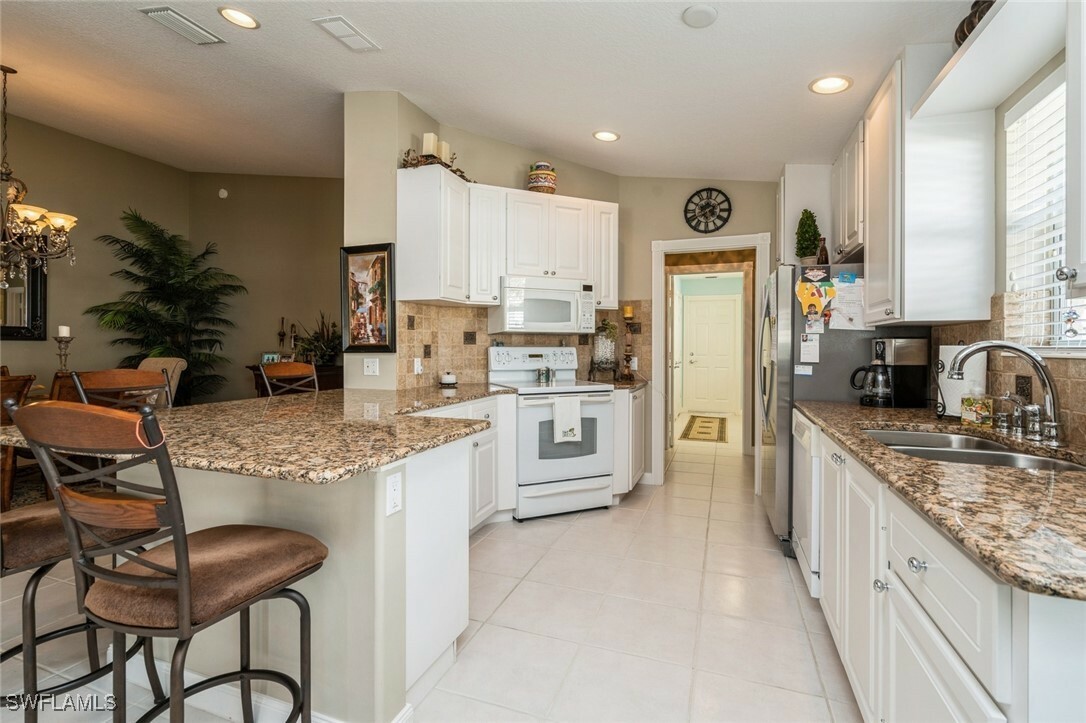 Property Photo:  7146 Marconi Court  FL 34114 