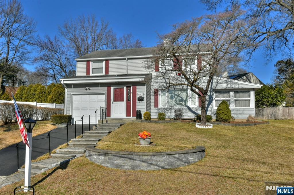 Property Photo: 8 Macdonald Court NJ 07463