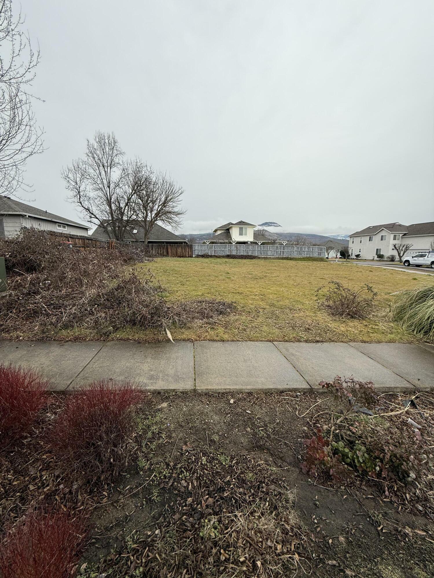 Property Photo:  Arrowhead Drive 113  OR 97504 