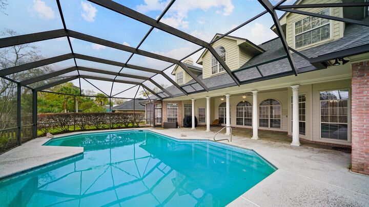 Property Photo:  3728 Mosswood Ct  FL 32223 