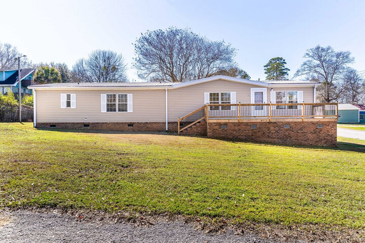Property Photo:  207 Harry'S Way  SC 29163 