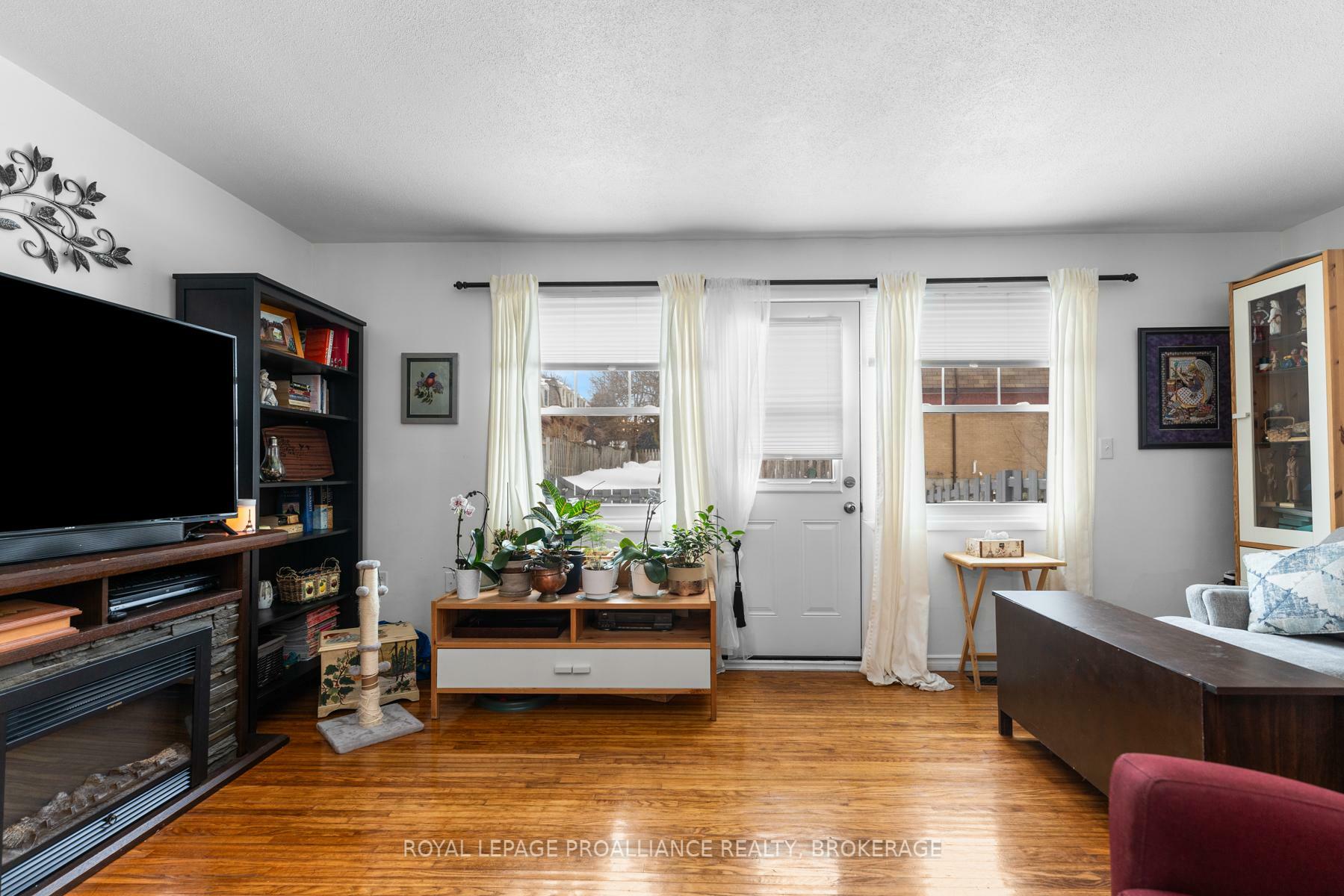 Property Photo:  126 Notch Hill Road 3  ON K7M 2X1 