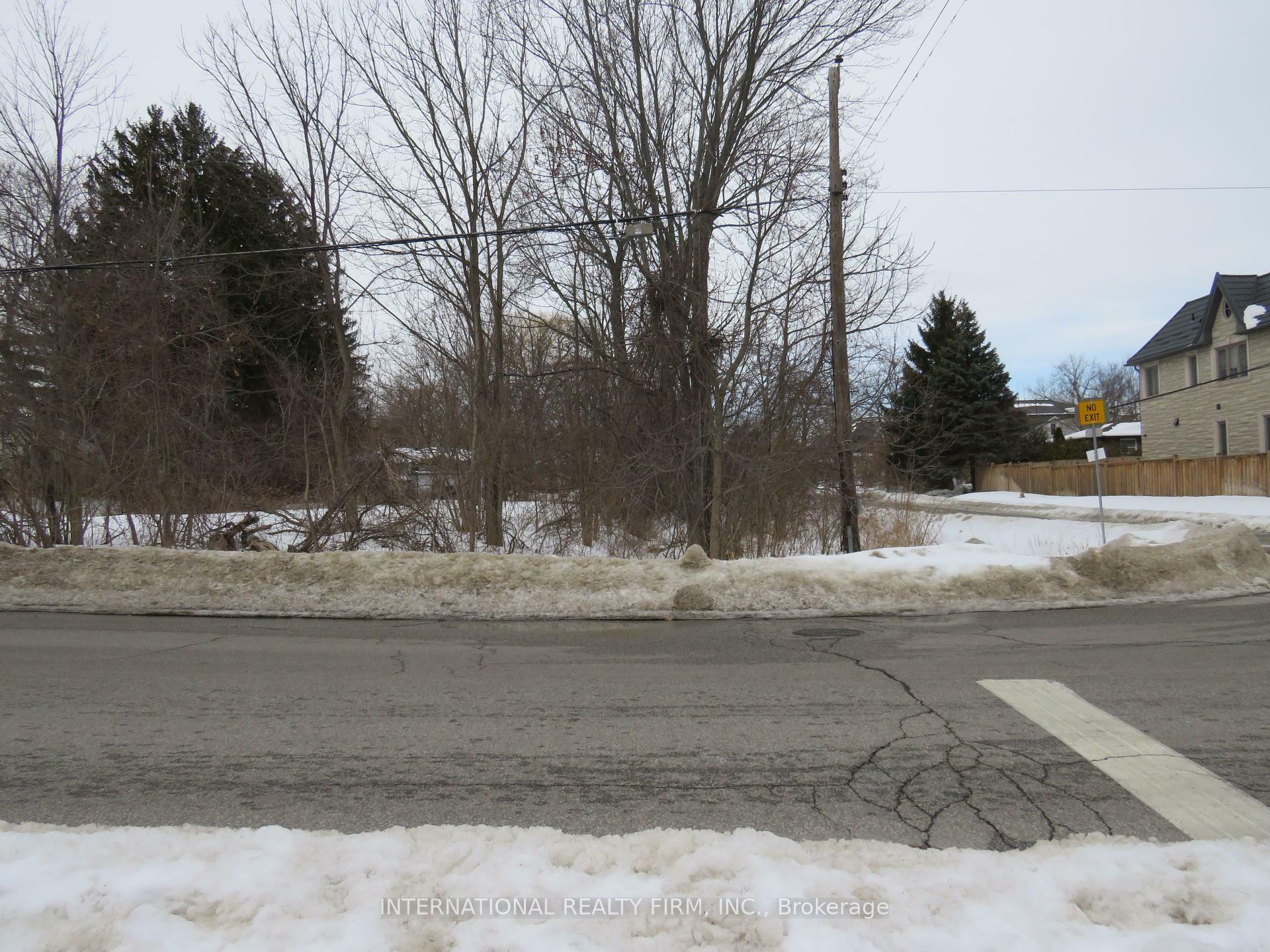 Property Photo:  98 Euclid Avenue  ON M6J 2J9 