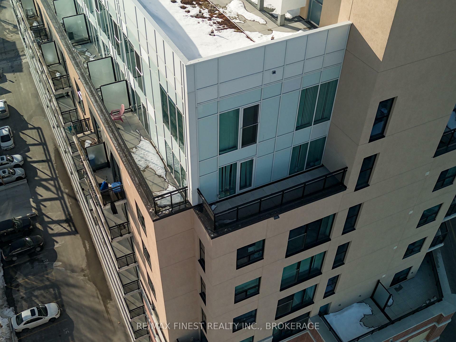 Property Photo: 652 Princess Street 911 ON K7L 1E5