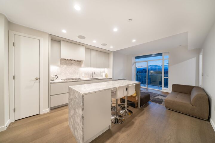 Property Photo: 7433 Cambie Street 1902 BC V6P 0J8