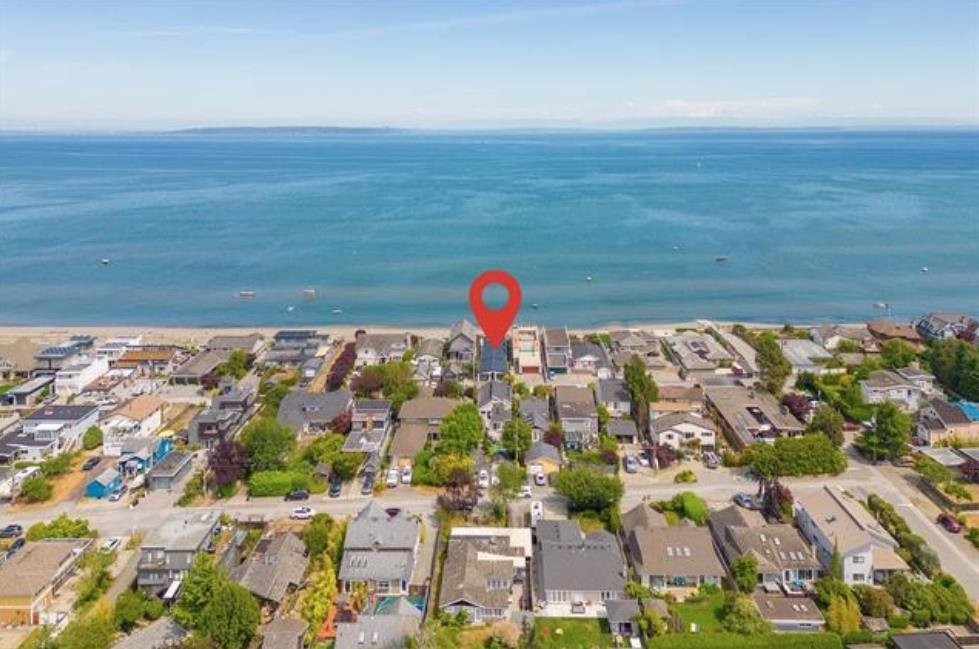 Property Photo: 180 Centennial Parkway BC V4L 1K5