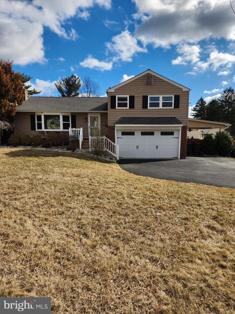 Property Photo:  613 Kneedler Road  PA 19454