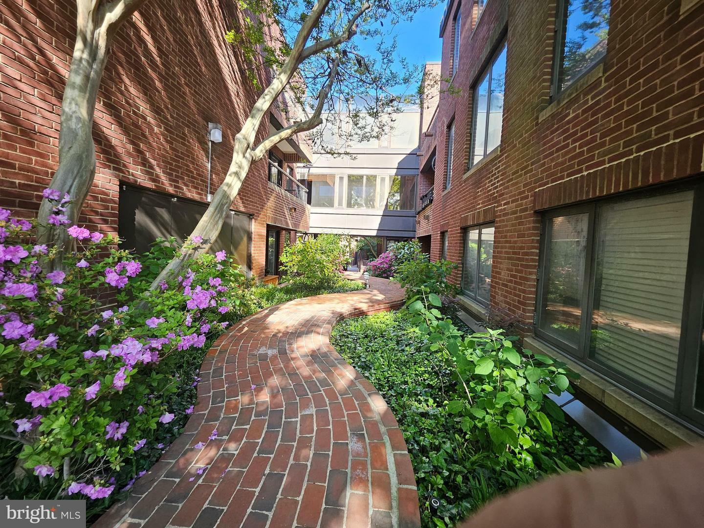 Property Photo: 1080 Wisconsin Avenue NW 303 DC 20007