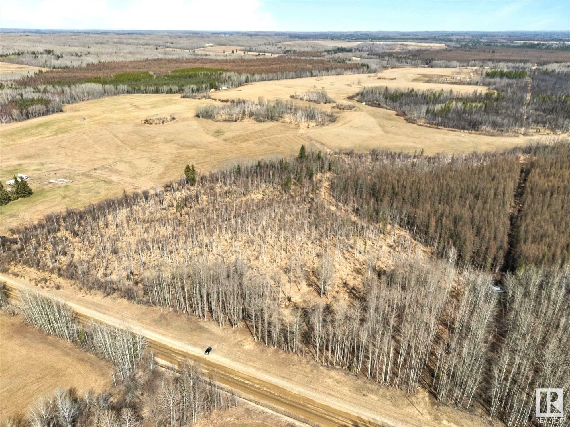 Property Photo:  51501 Rrd 73  AB T7A 1R6 