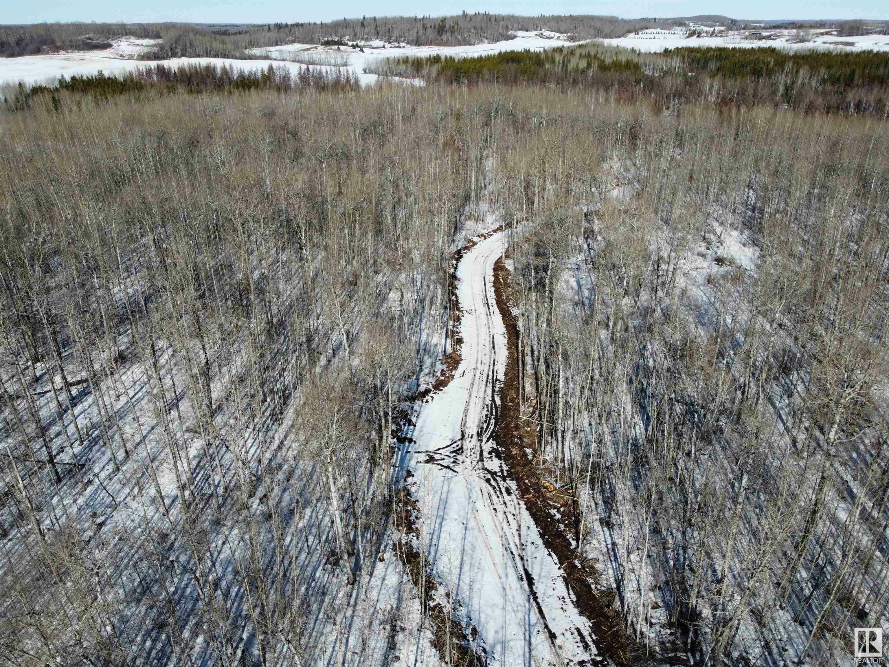 Property Photo:  5280 Highway 627  AB T0E 2H0 