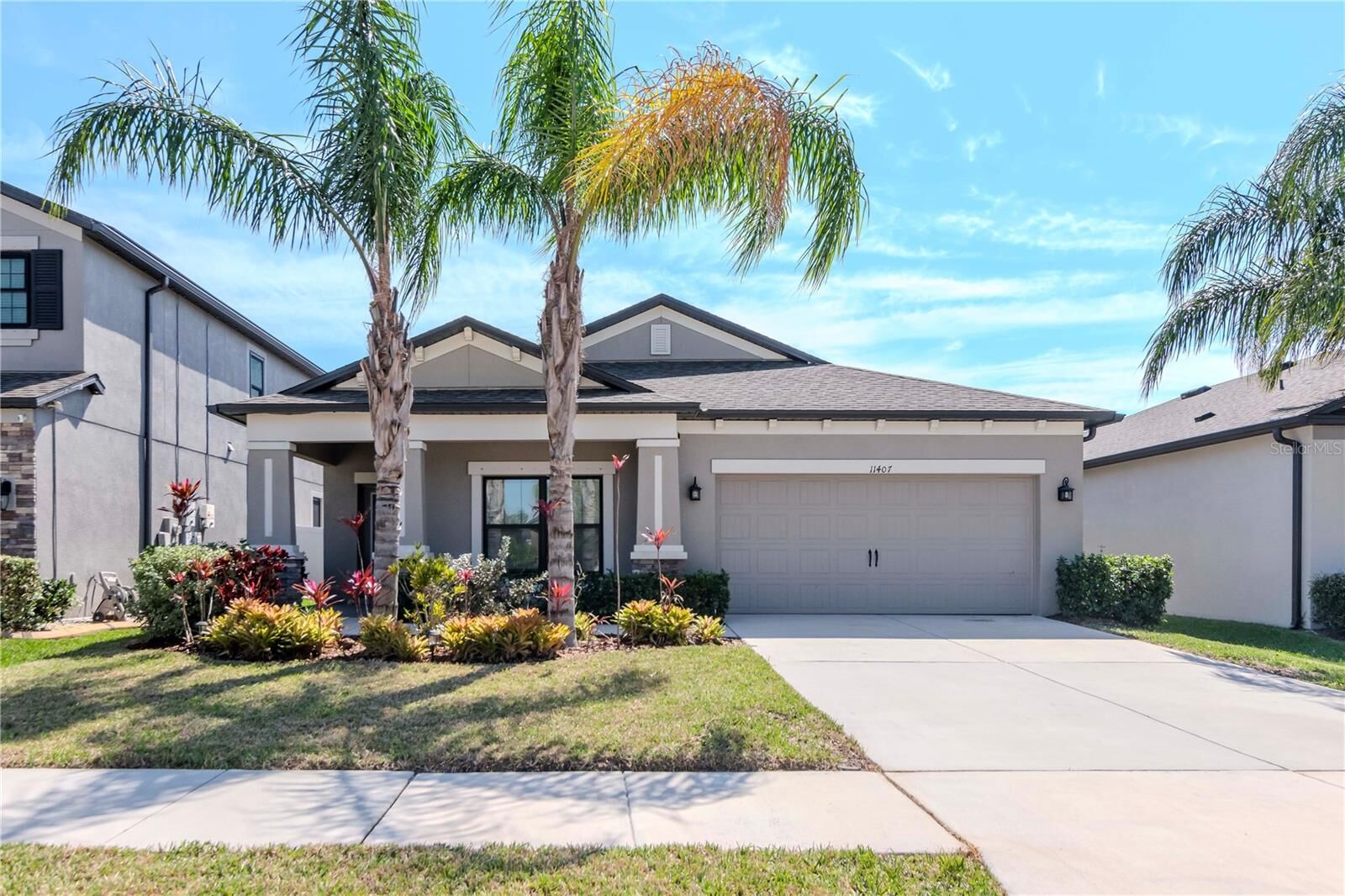 Property Photo: 11407 Amapola Bloom Court FL 33579