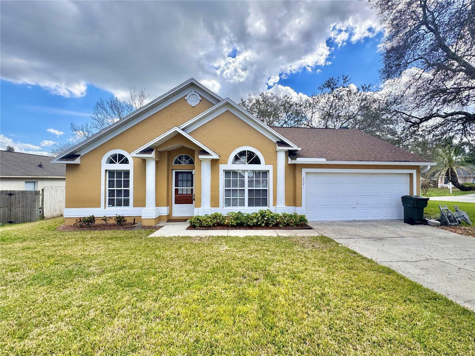 Property Photo:  2021 Key Lime Street  FL 34761 