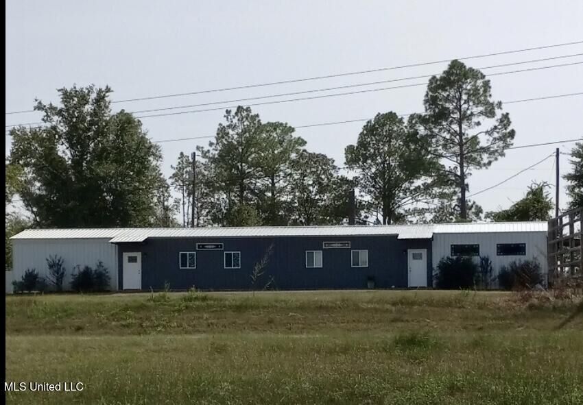 Property Photo:  109 Latroy Cooley Road  MS 39452 