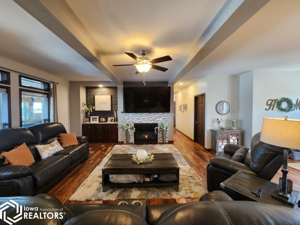 Property Photo: 940 250th Street IA 50475