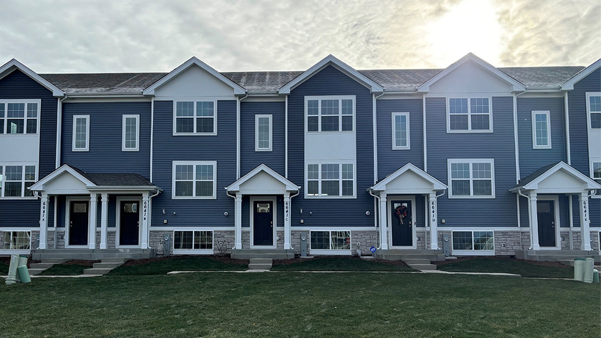 Property Photo:  6570 Linden Trail E  IL 60097 