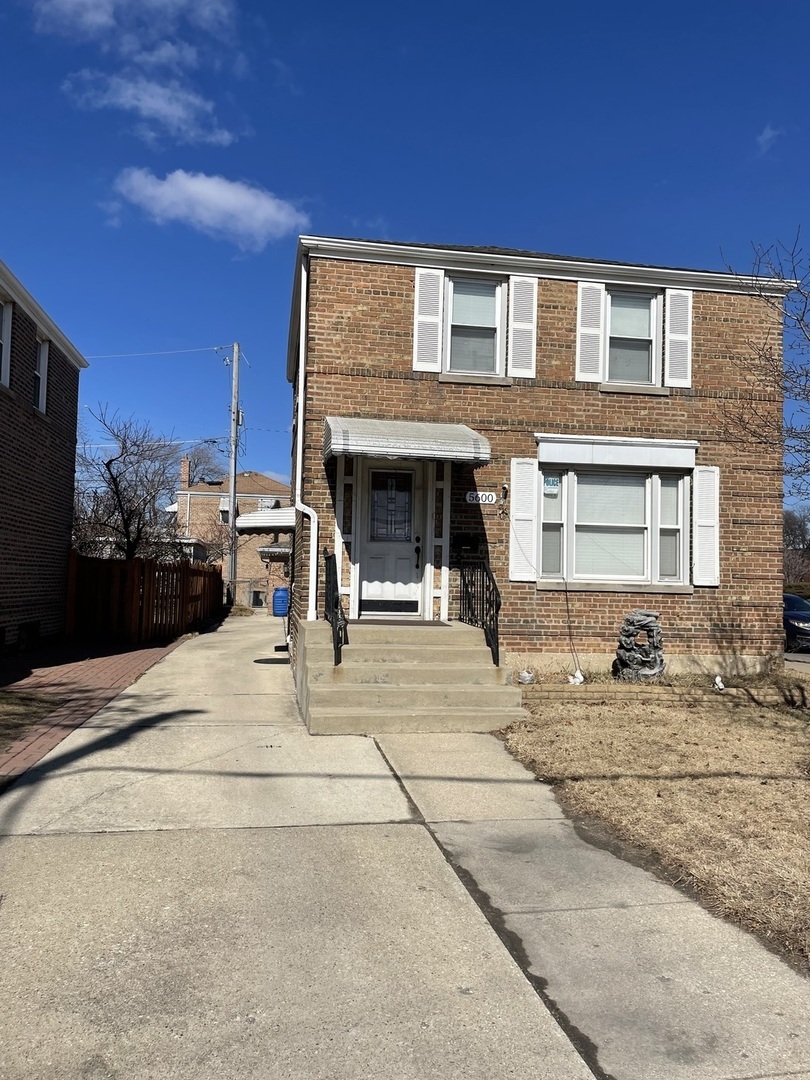 Property Photo:  5600 W Pershing Road  IL 60804 