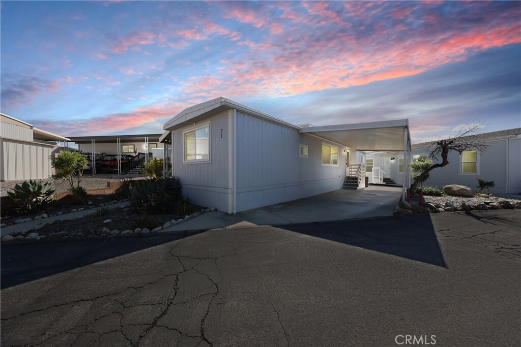 Property Photo:  1134 Villa Calimesa Lane 71  CA 92320 